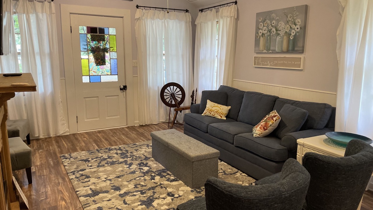 Photo of Livingroom in Lacombe