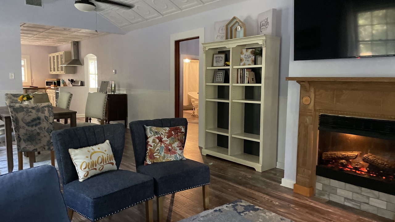 Photo of Livingroom in Lacombe