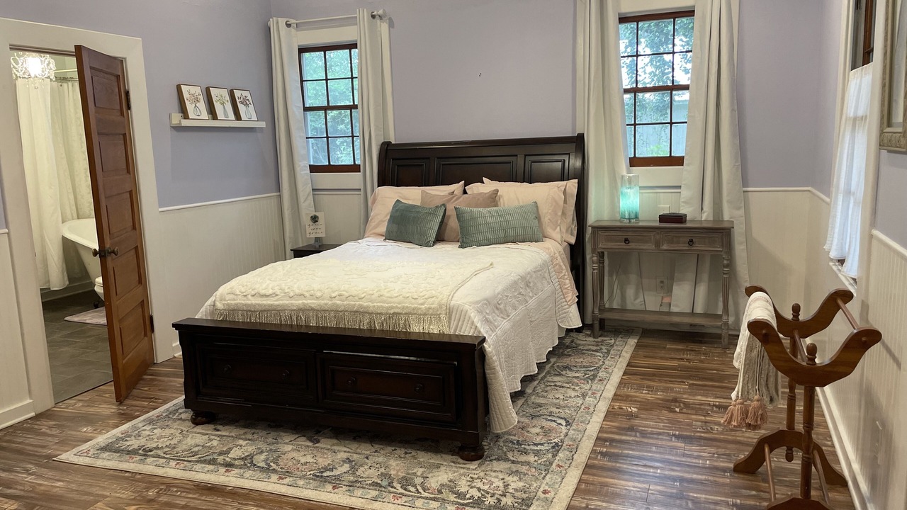 Photo of Bedroom in Lacombe