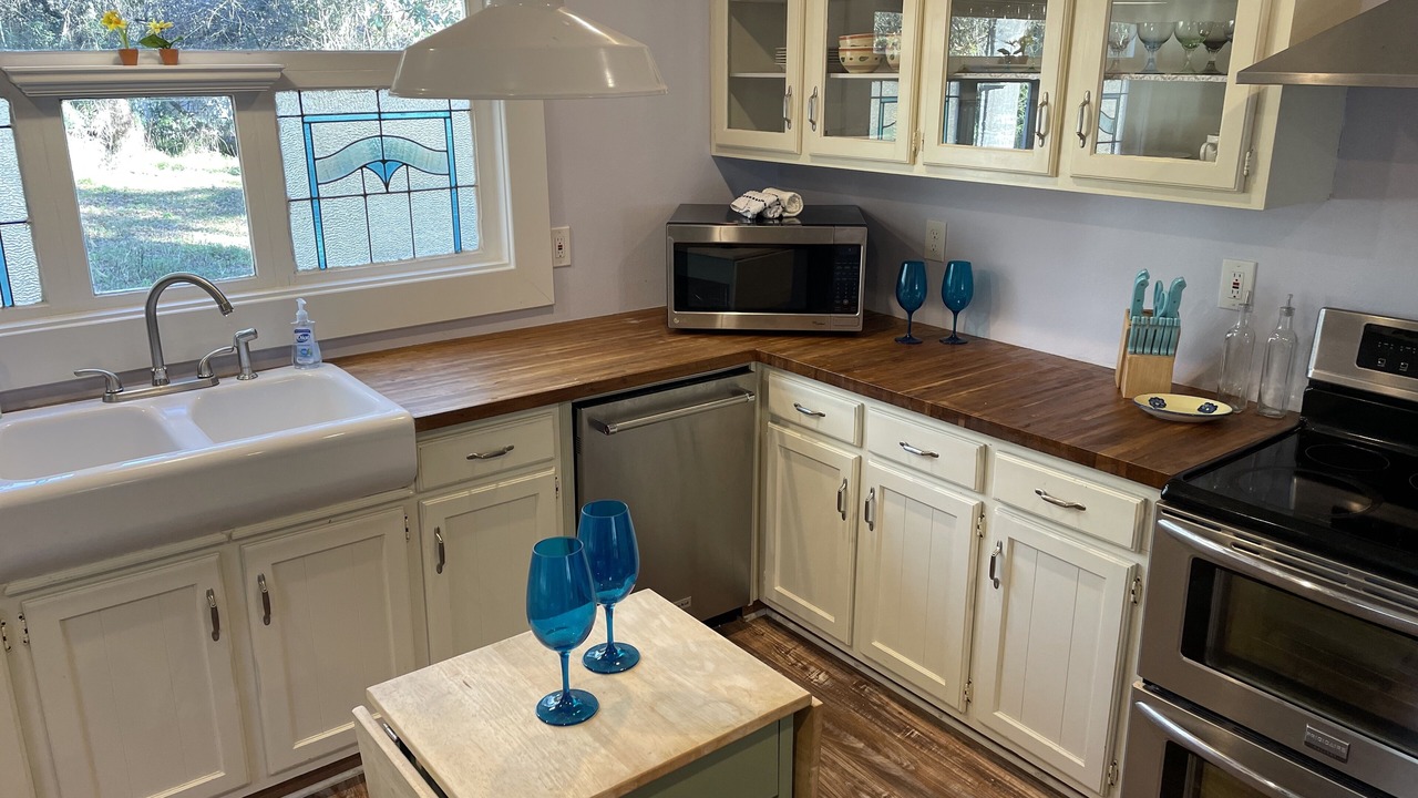 Photo of Kitchen in Lacombe