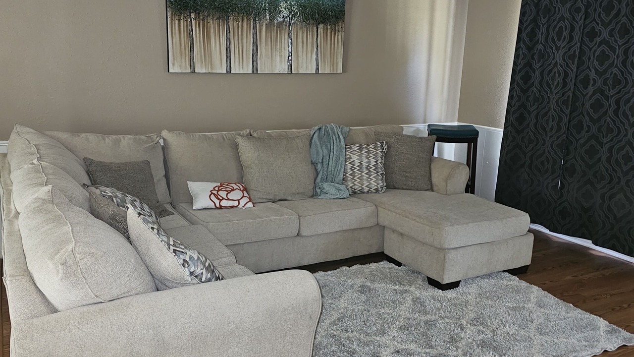 Photo of Livingroom in Baker