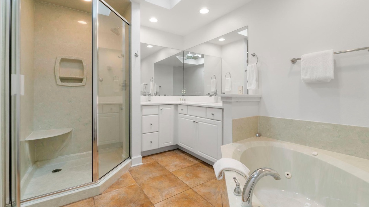 Photo of Bathroom in Crystal Beach