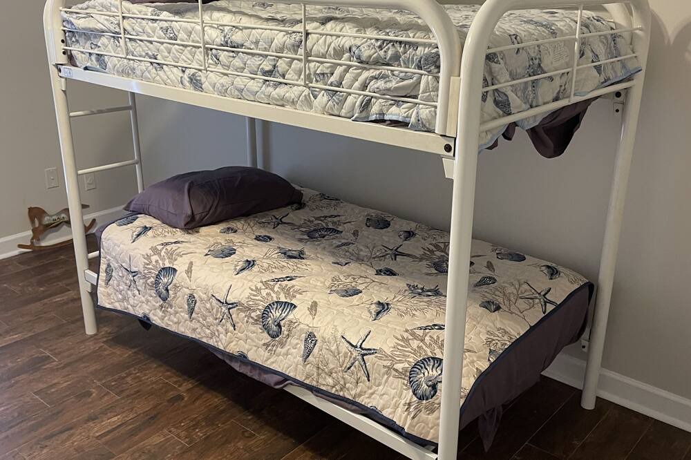 Photo of Bedroom in Mandeville