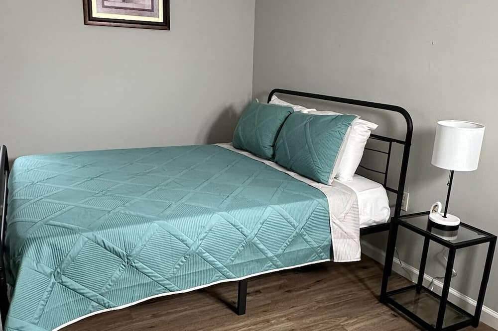 Photo of Bedroom in Hollygrove