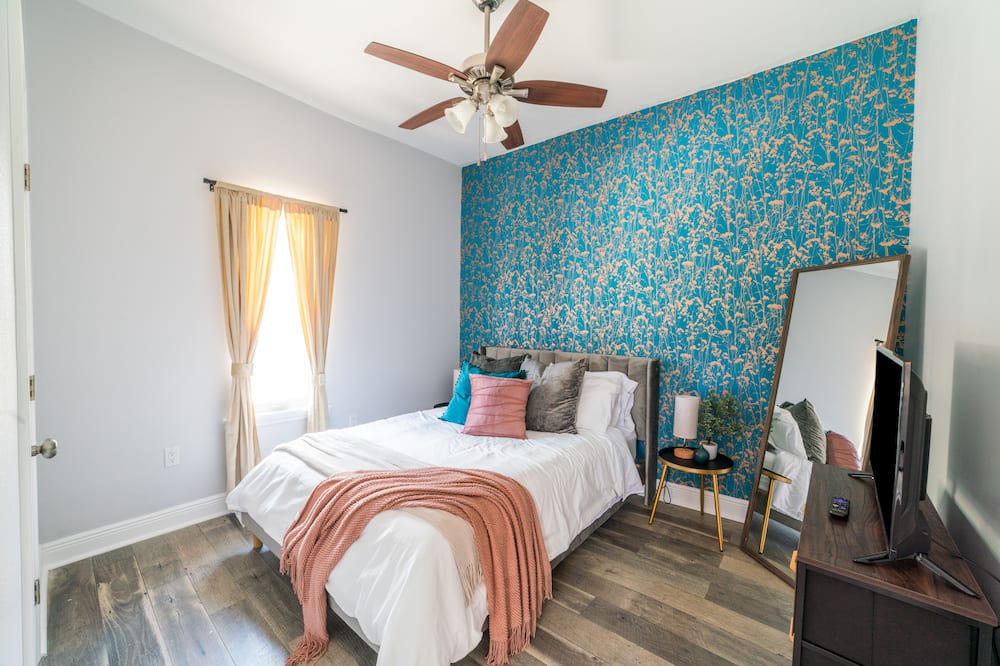 Photo of Bedroom in Chalmette