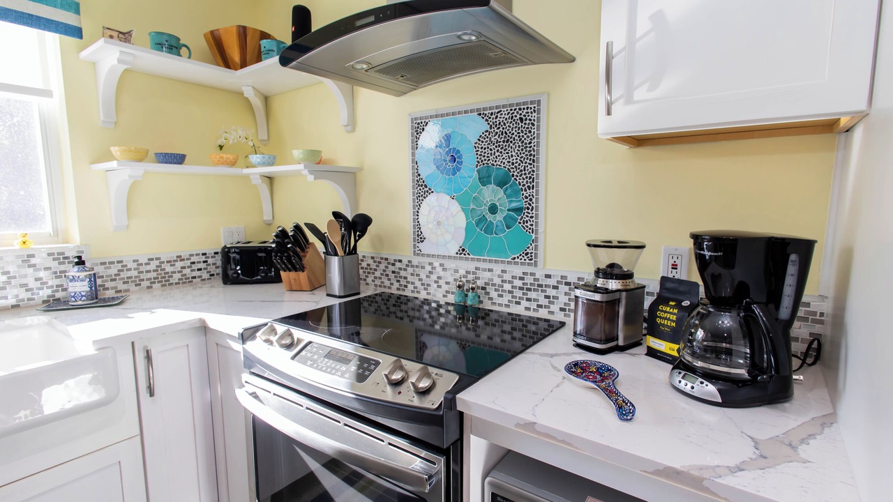 Photo of Kitchen in White St. Gallery