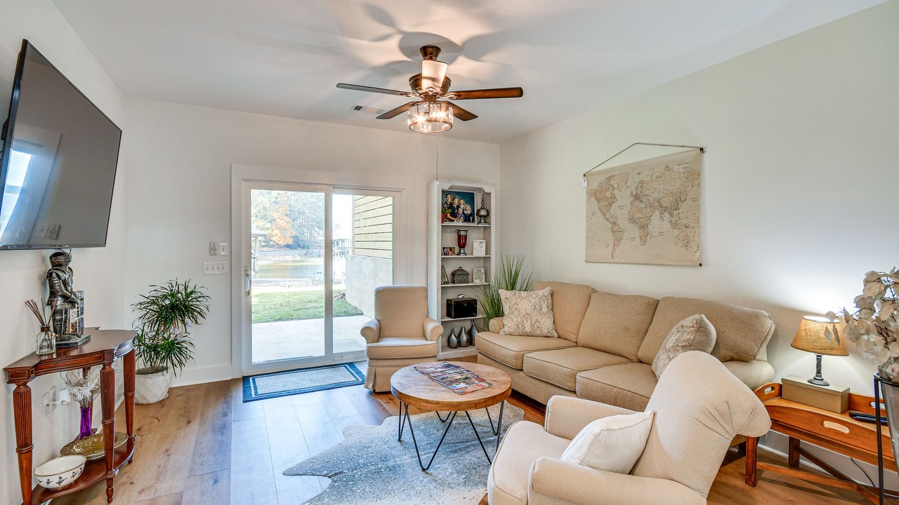 Photo of Livingroom in Pleasure Point