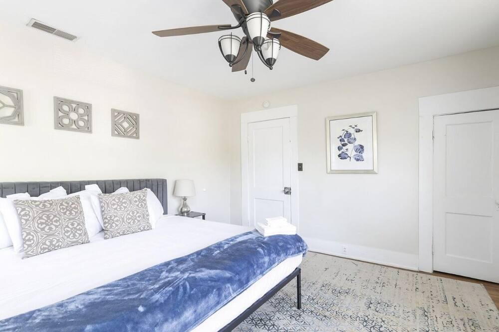 Photo of Bedroom in Glen Iris