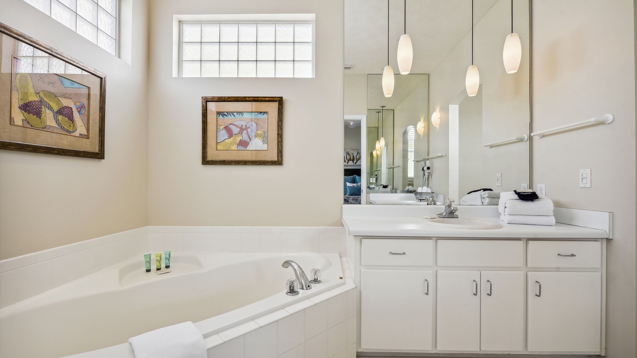 Photo of Bathroom in Marlin Cove