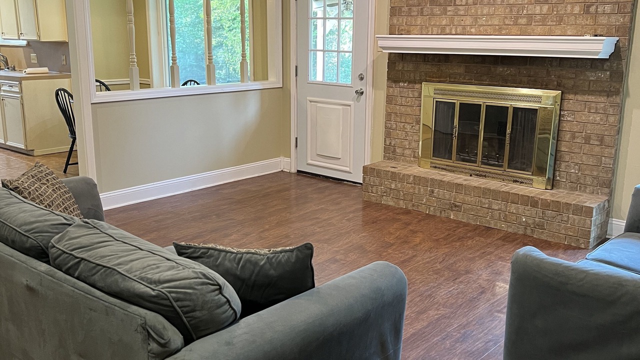 Photo of Livingroom in Tyler