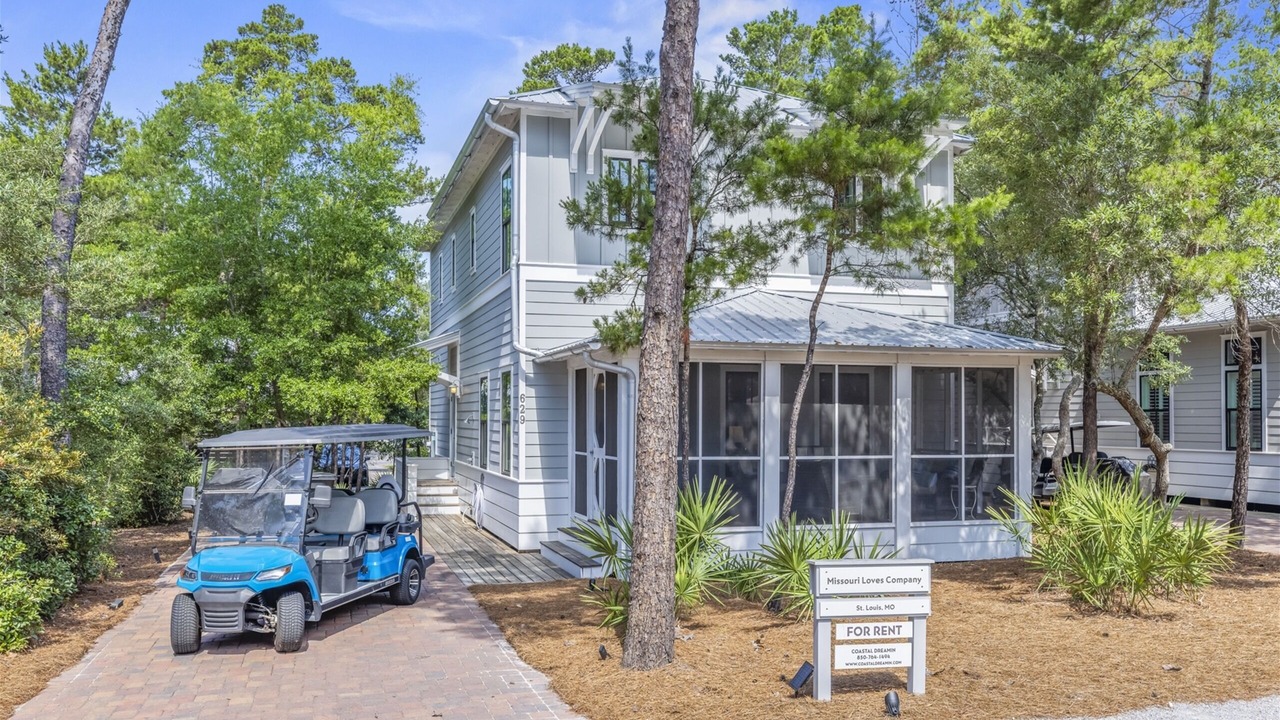 Photo of Outdoor in White's Gulfview
