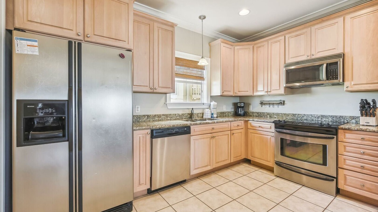 Photo of Kitchen in Bahama Beach