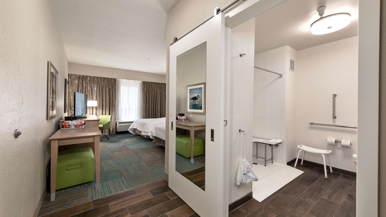 Photo of Bedroom in Niceville