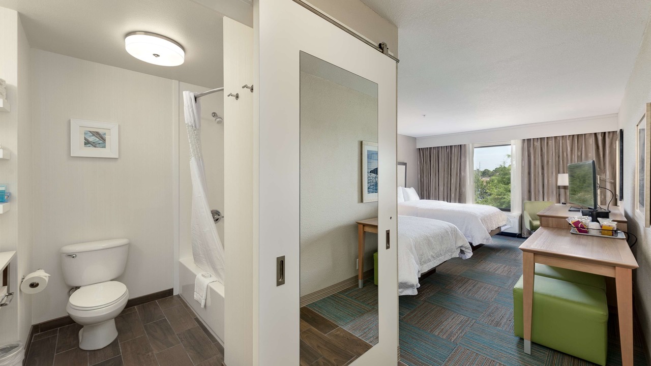 Photo of Bedroom in Niceville