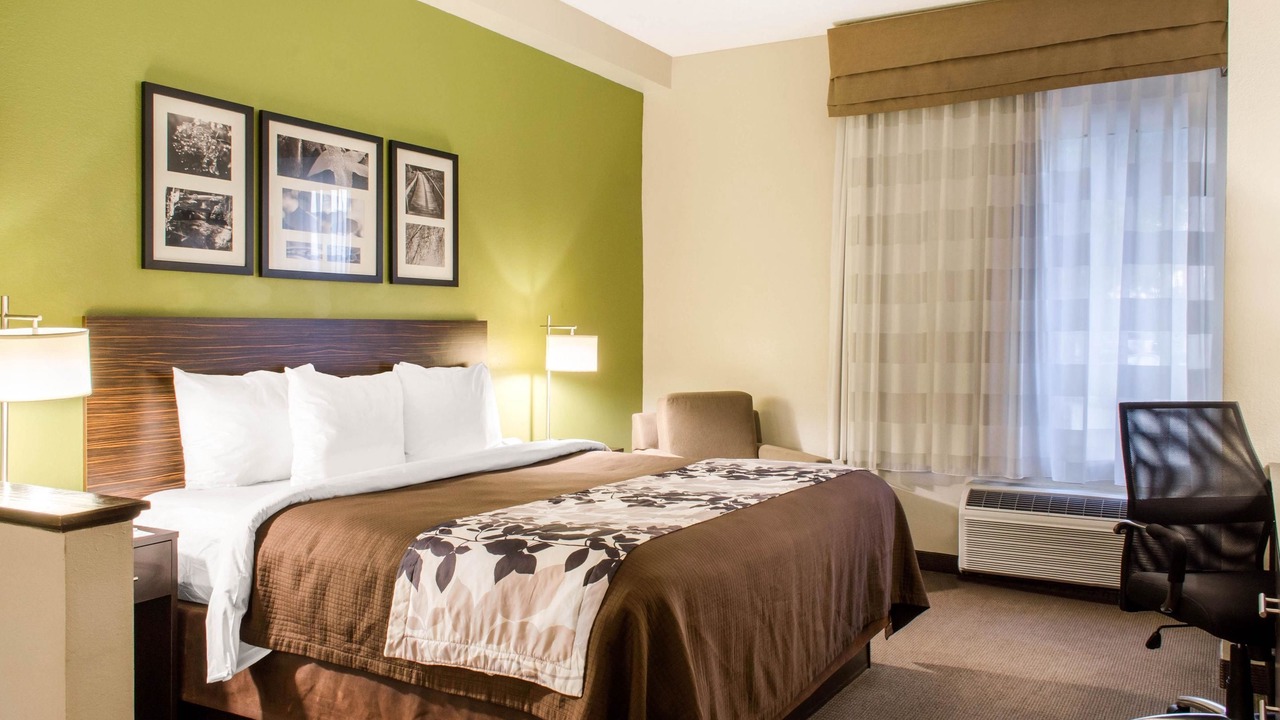 Photo of Bedroom in Metairie