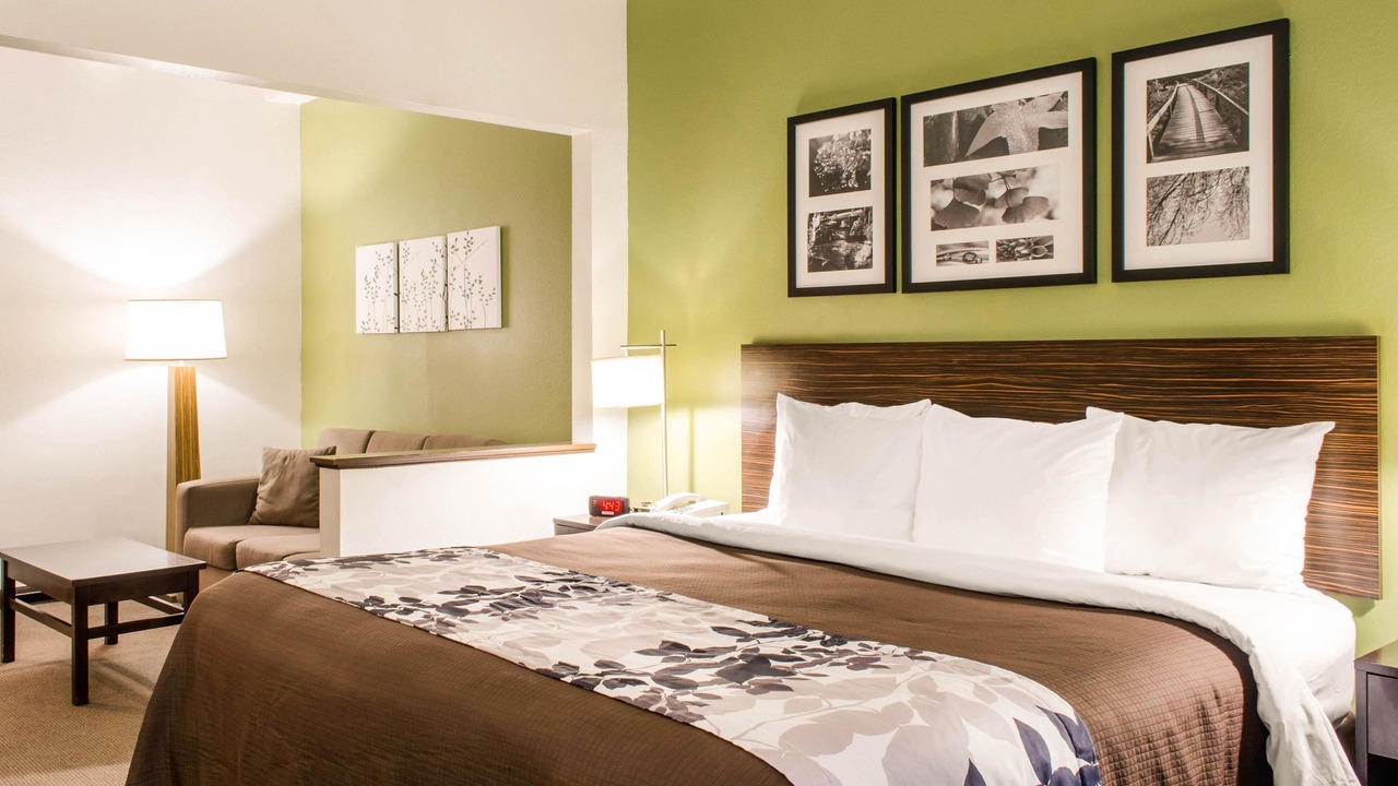 Photo of Bedroom in Metairie