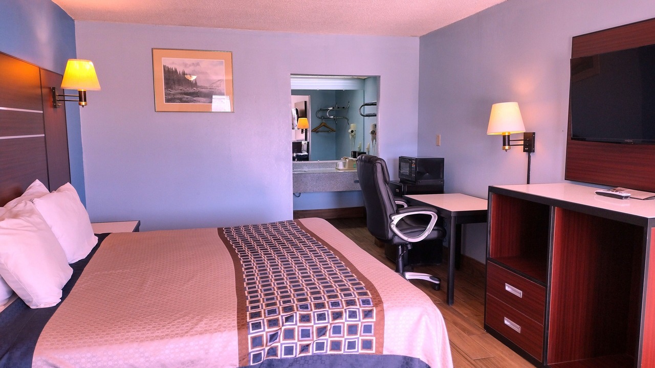 Photo of Bedroom in Richland