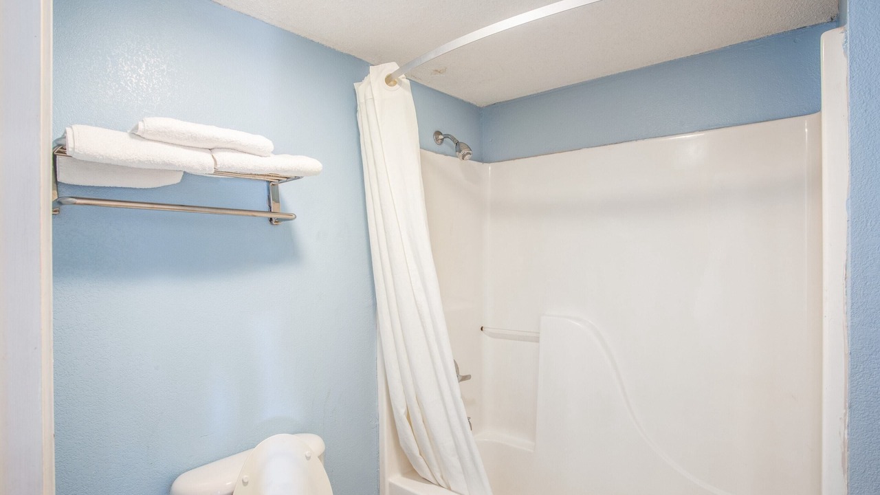 Photo of Bathroom in Richland