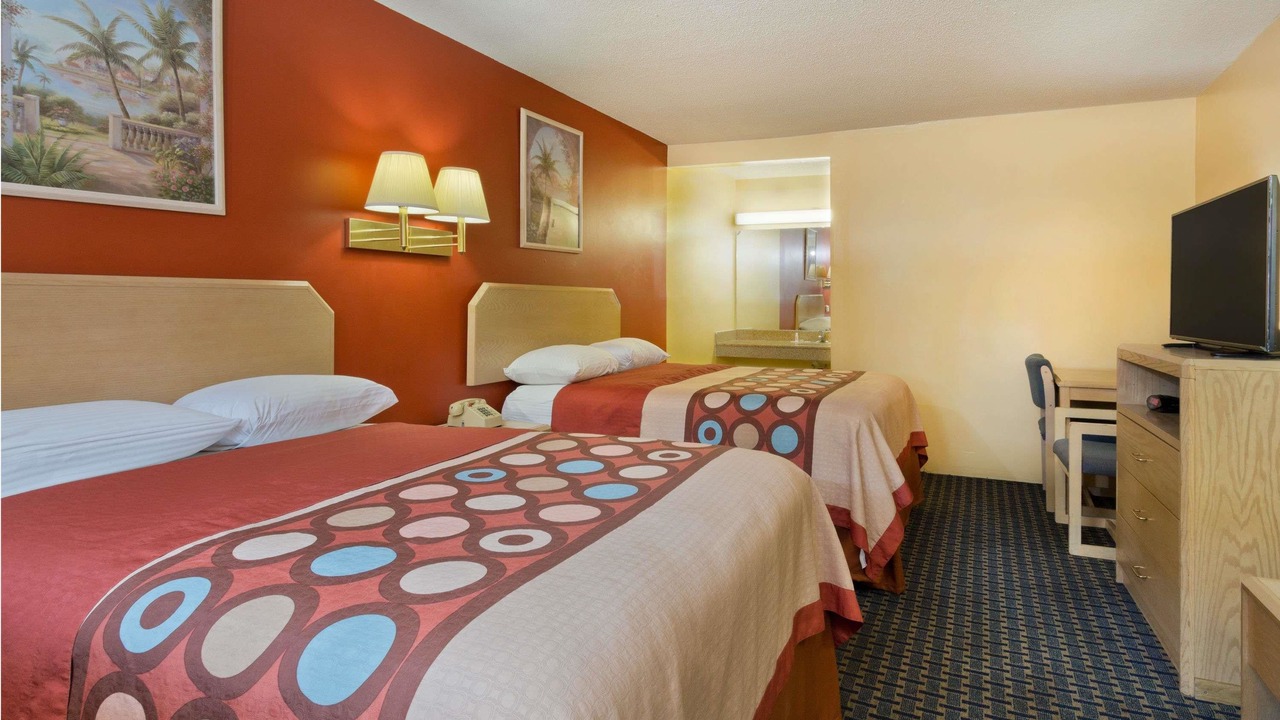 Photo of Bedroom in Chipley
