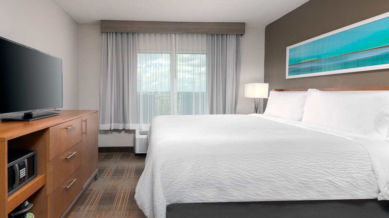 Photo of Bedroom in Doral