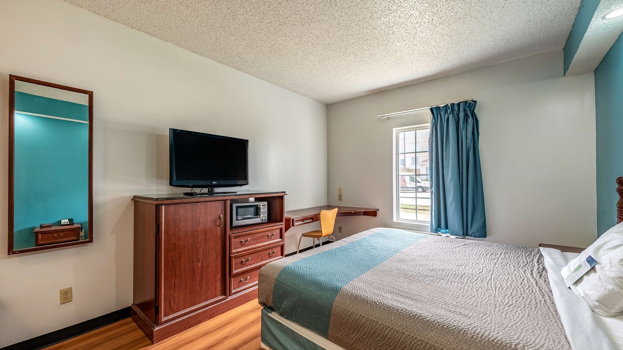 Photo of Bedroom in Shreveport
