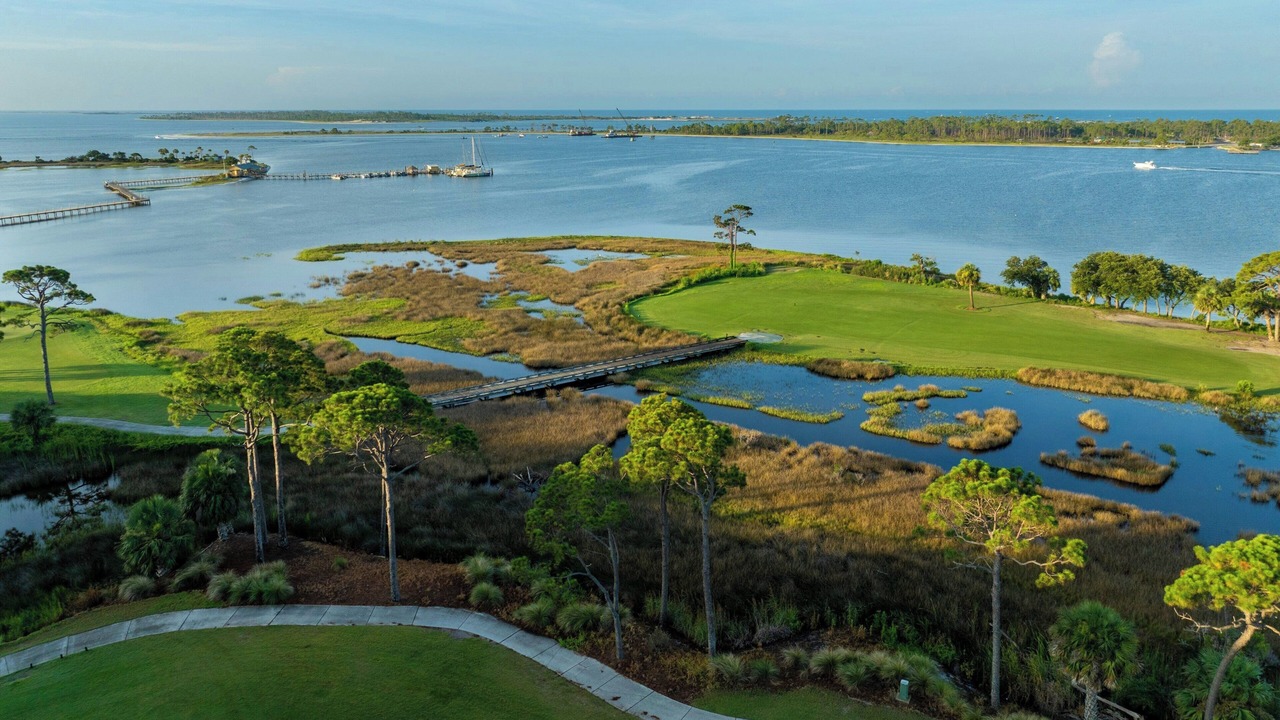 Photo of Others in Upper Grand Lagoon