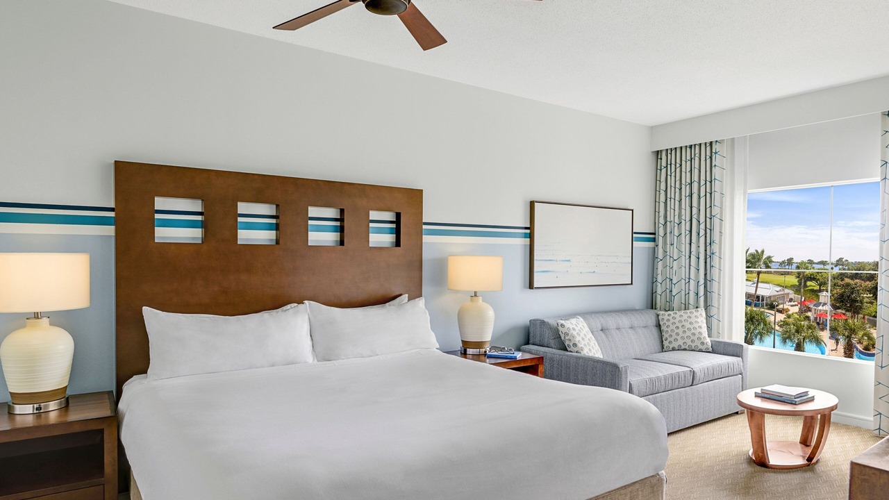 Photo of Bedroom in Upper Grand Lagoon