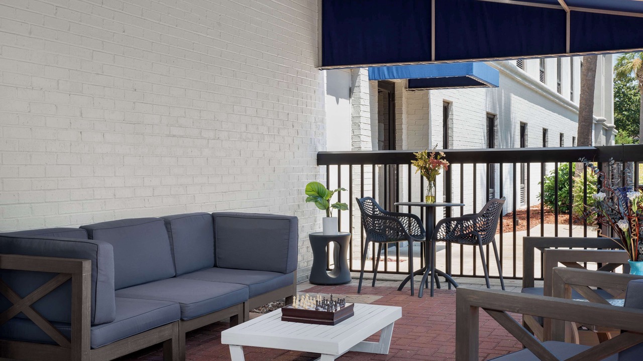 Photo of Patio Balcony in Port Lagoon