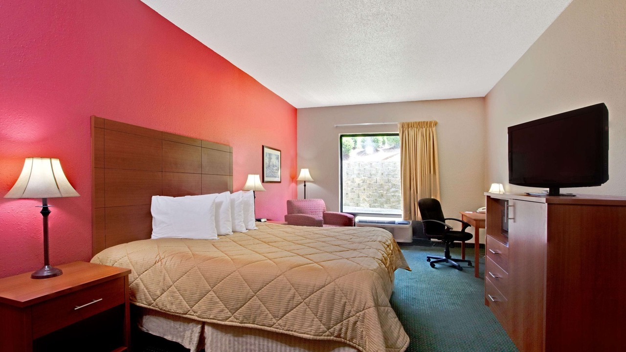Photo of Bedroom in Pearl