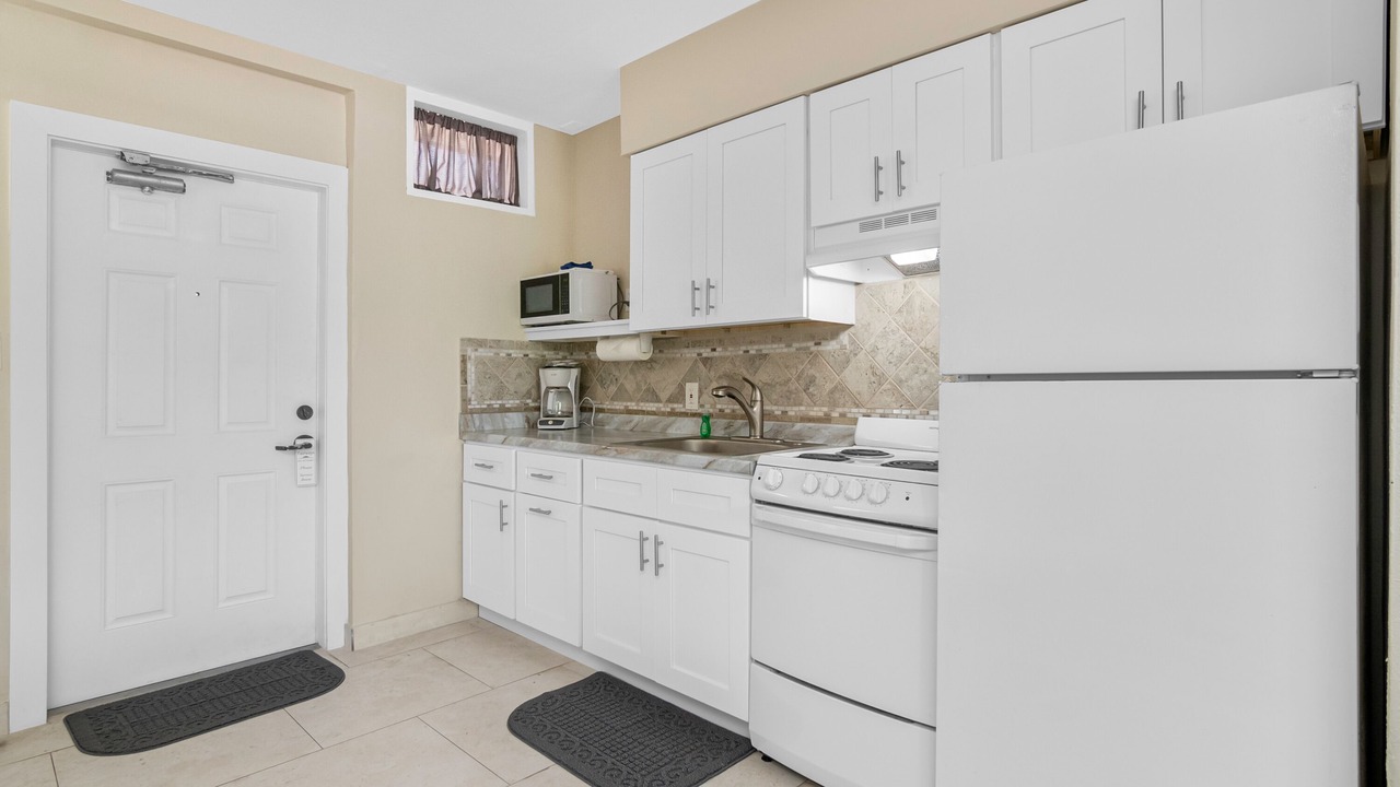 Photo of Kitchen in Palm River Estates