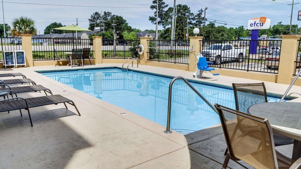 Photo of Outdoor in Broadmoor