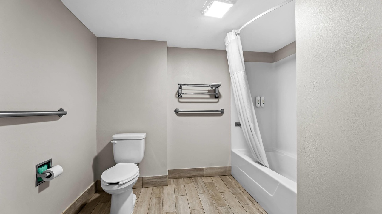 Photo of Bedroom in Richland