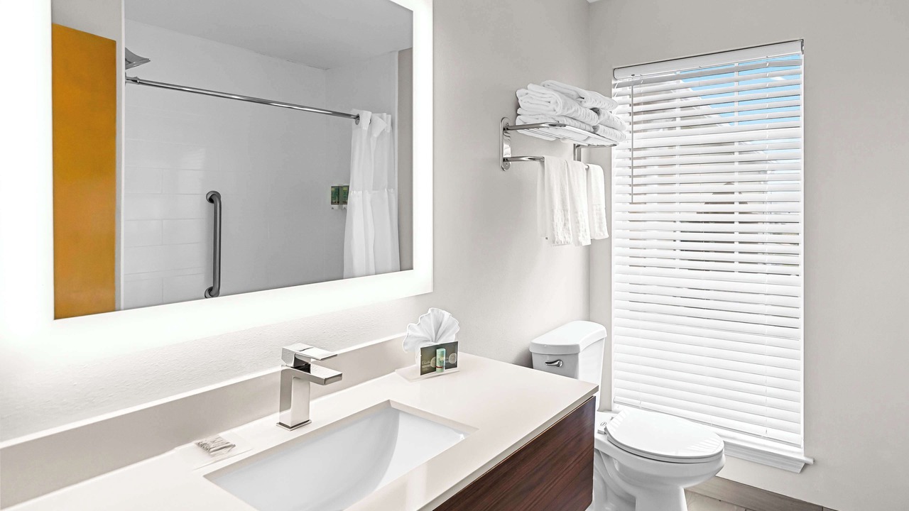 Photo of Bathroom in Niceville