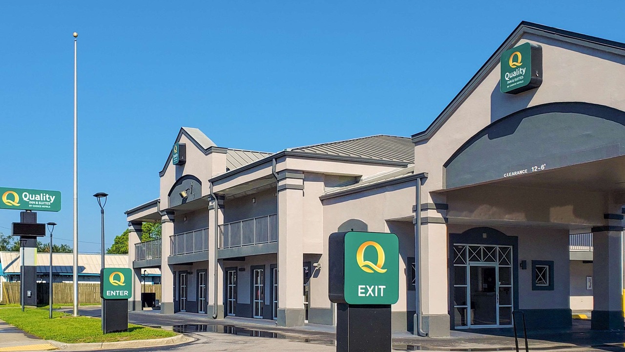 Photo of Outdoor in Bay VIew Addition