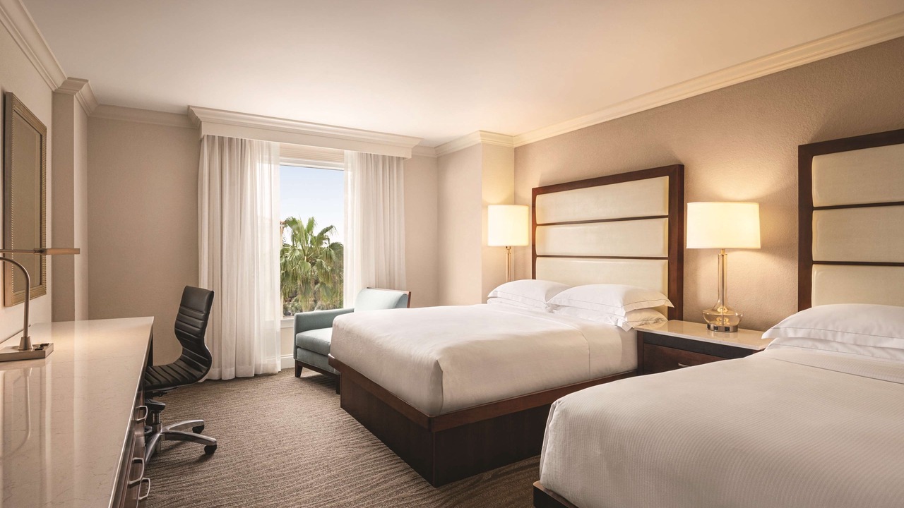 Photo of Bedroom in Park Shore