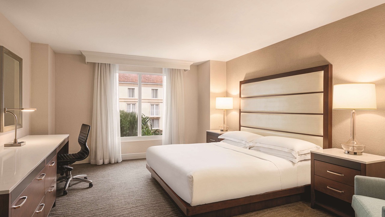Photo of Bedroom in Park Shore