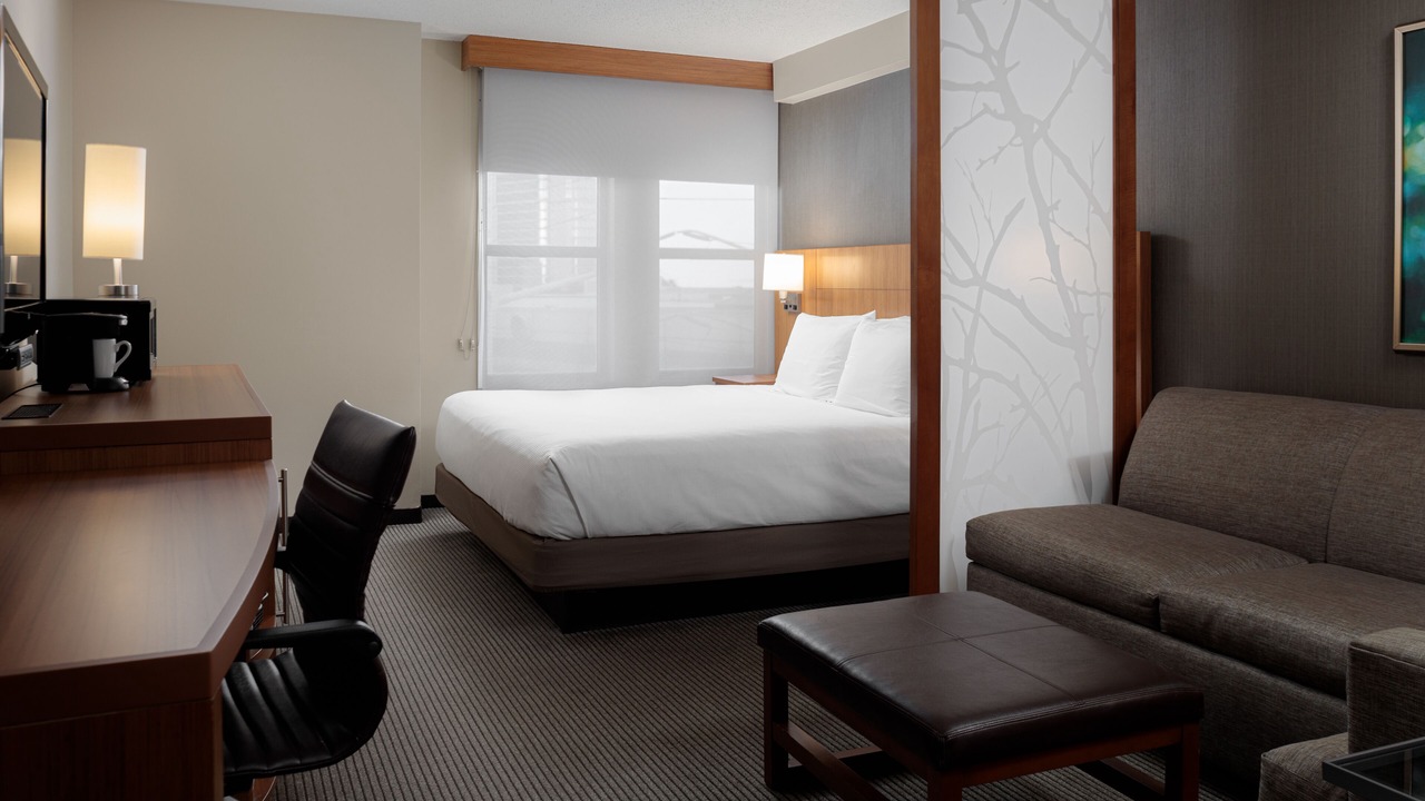 Photo of Bedroom in Arts/Warehouse District