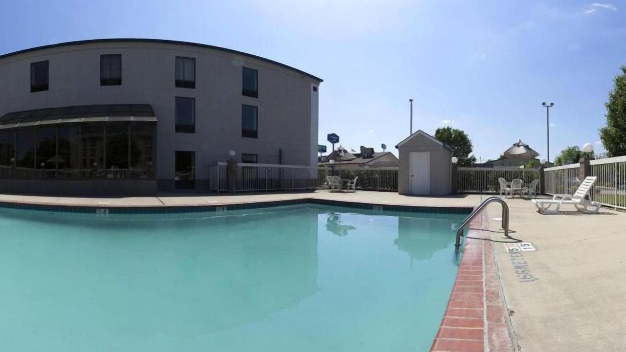 Photo of Outdoor in Pearl