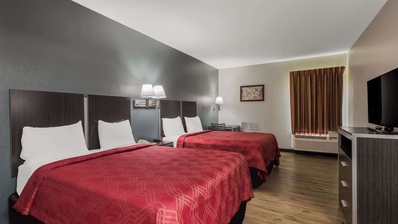 Photo of Bedroom in Diamondhead