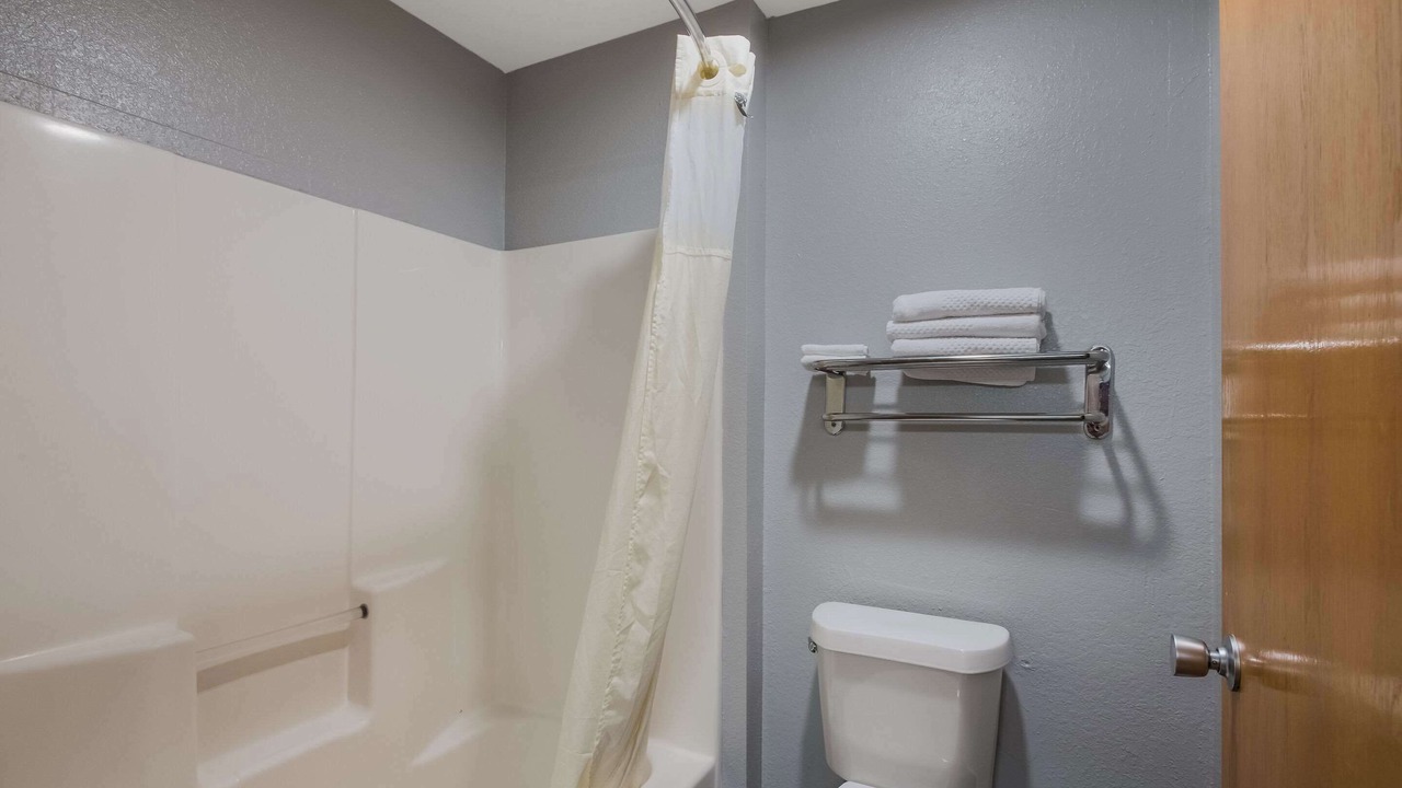 Photo of Bedroom in Diamondhead