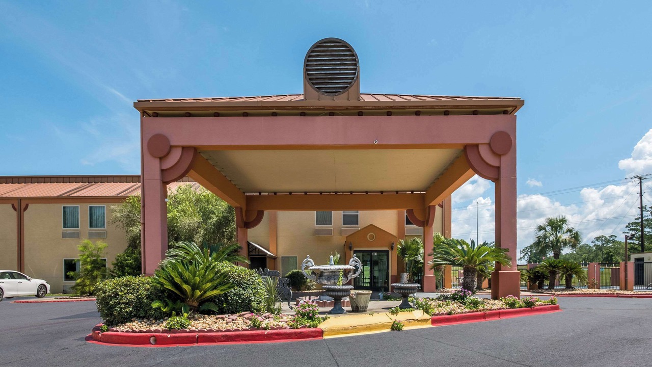 Photo of Outdoor in Diamondhead