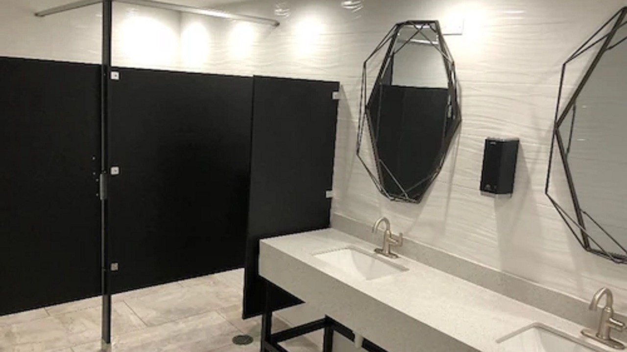 Photo of Bathroom in Mid-City