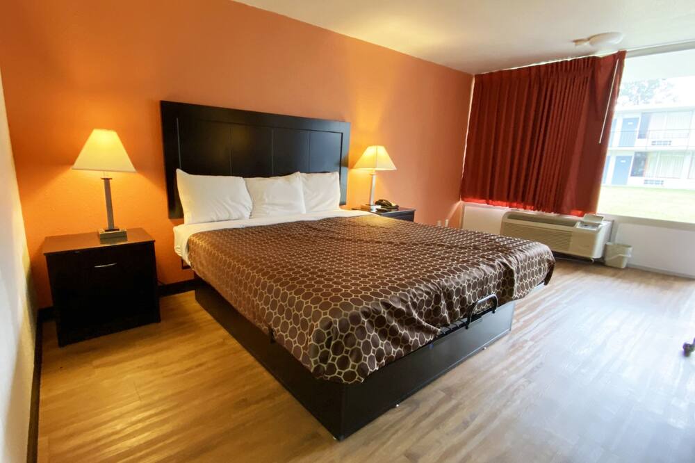 Photo of Bedroom in New Llano
