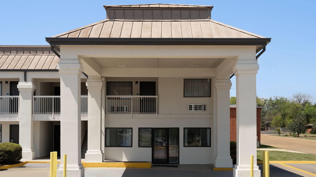 Photo of Outdoor in Byram