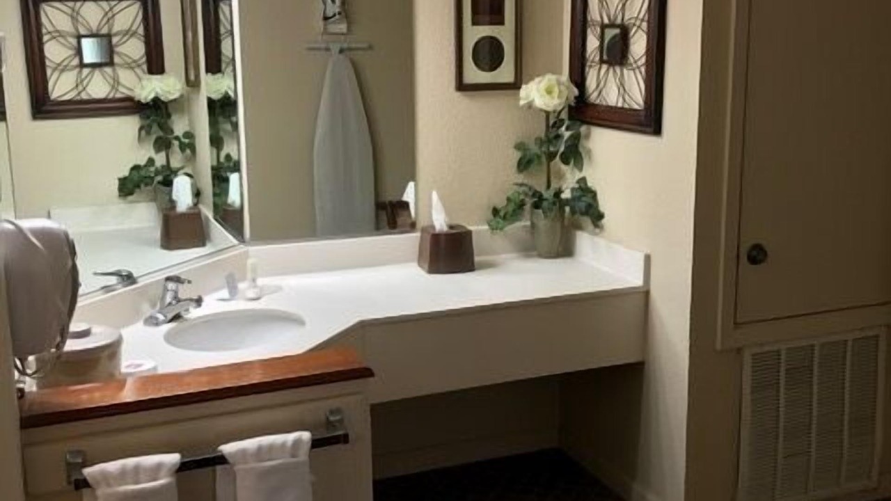 Photo of Bathroom in Morgan City