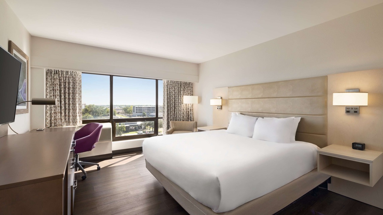 Photo of Bedroom in Kenner - Louis Armstrong International Airport