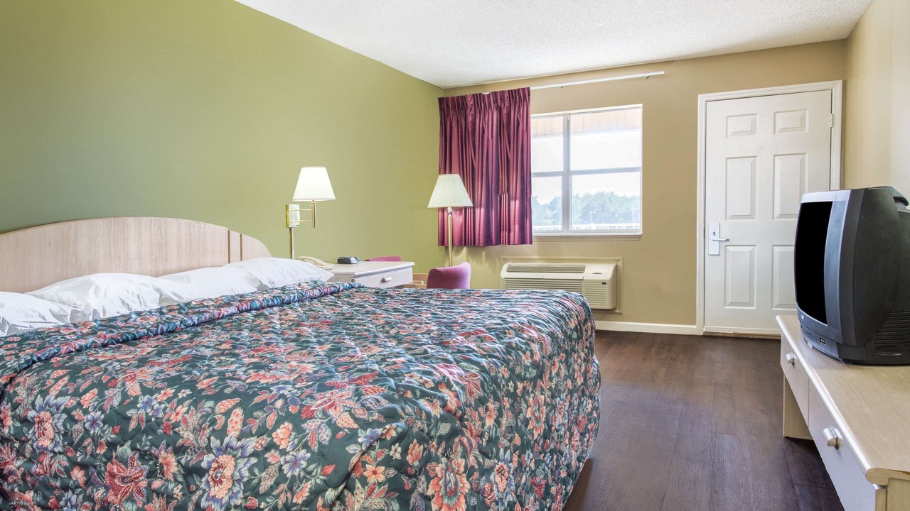 Photo of Bedroom in Monticello