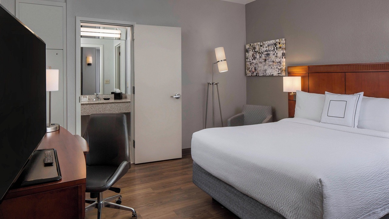 Photo of Bedroom in Central Business District