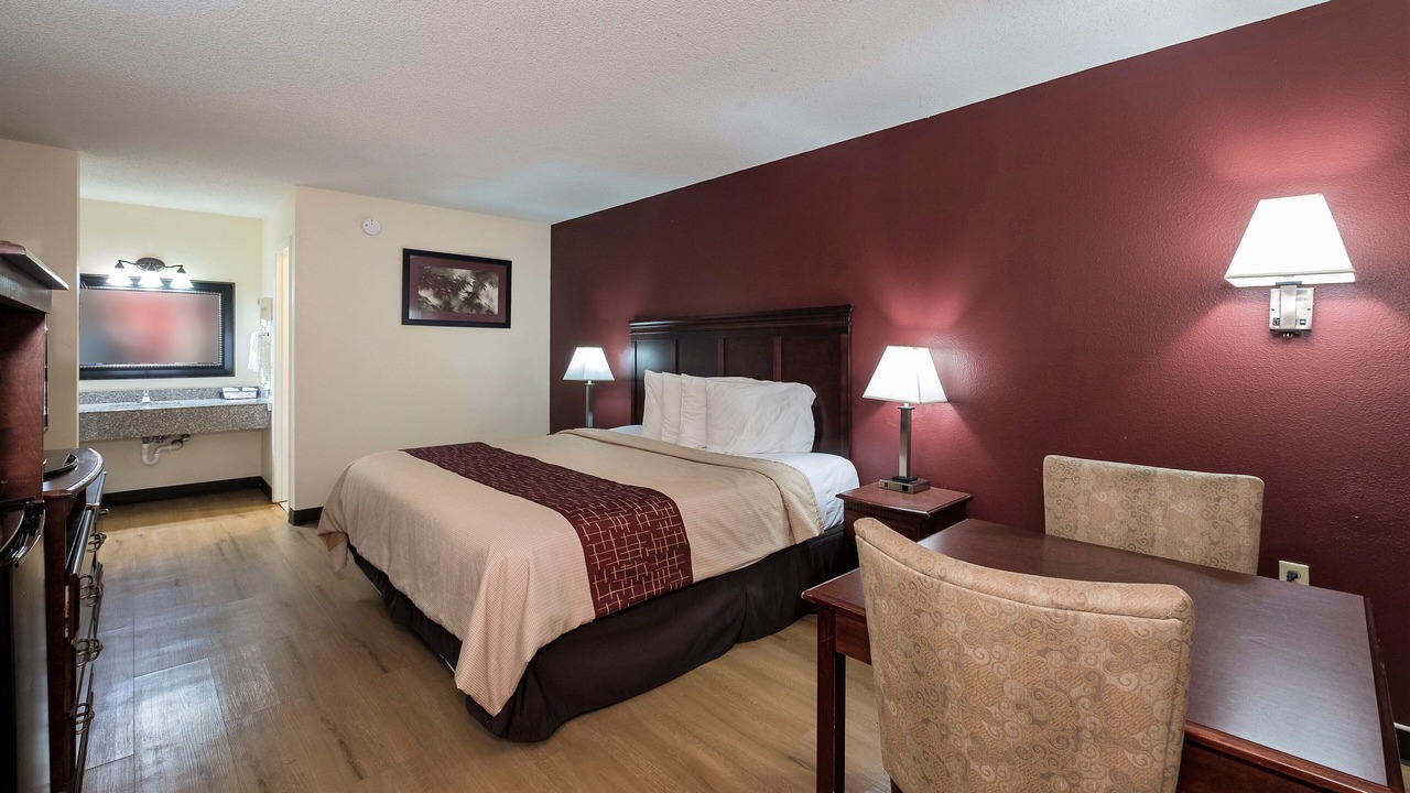 Photo of Bedroom in Chipley