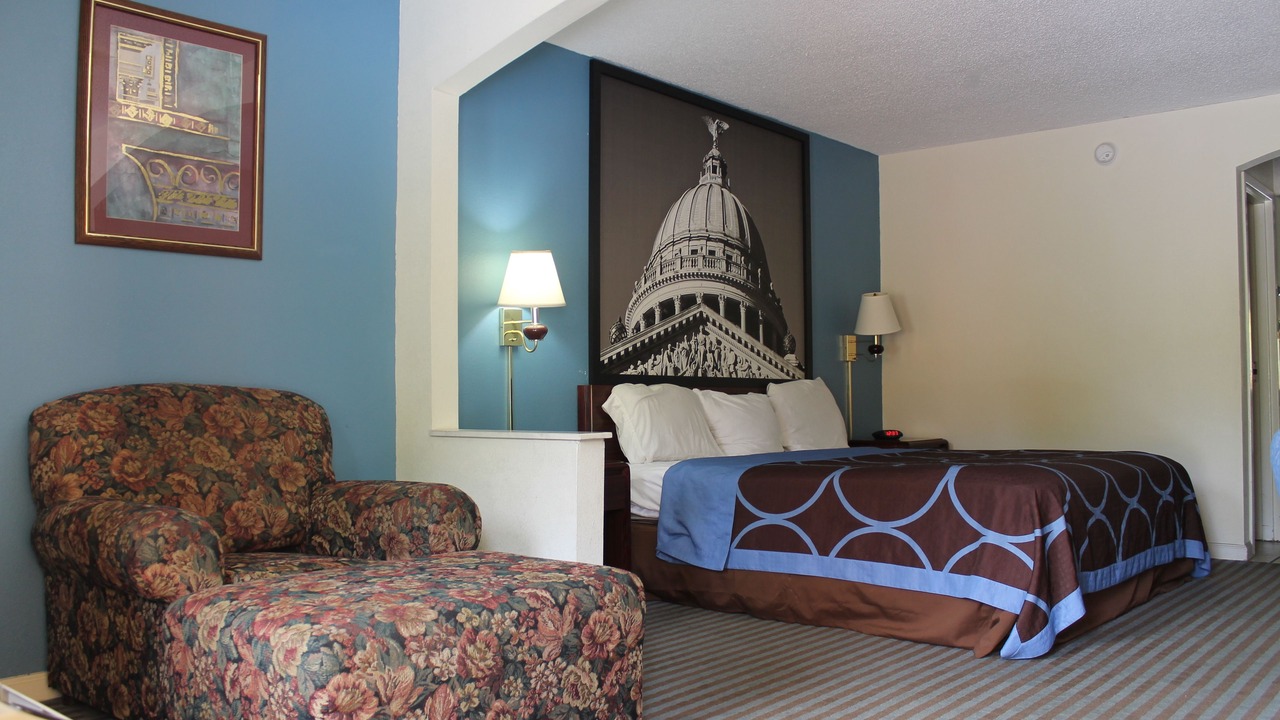 Photo of Bedroom in Vicksburg